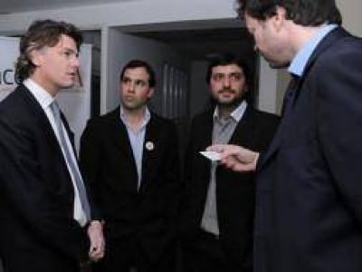 Grupo Banco Provincia present� concurso incentiBA en San Nicol�s