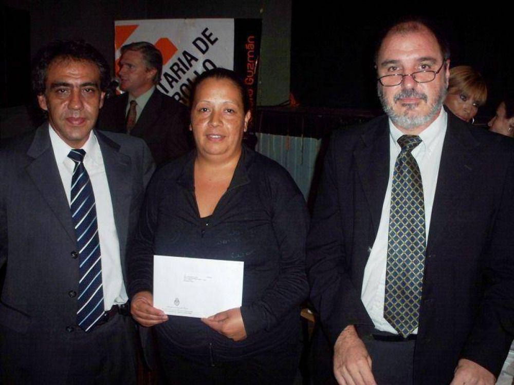 Escobar: Se entregaron m�s de 200 pensiones asistenciales