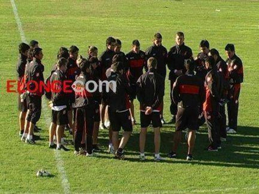 Patronato juega su segundo partido amistoso ante Belgrano
