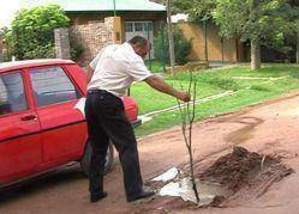 Cazador reclam� por diferentes p�didas de agua potable Alert� adem�s sobre un posible aumento del servicio de ABSA