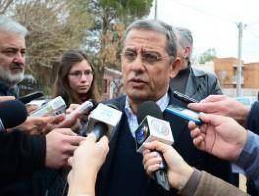 Quiroga reclama �protagonismo� de Sapag