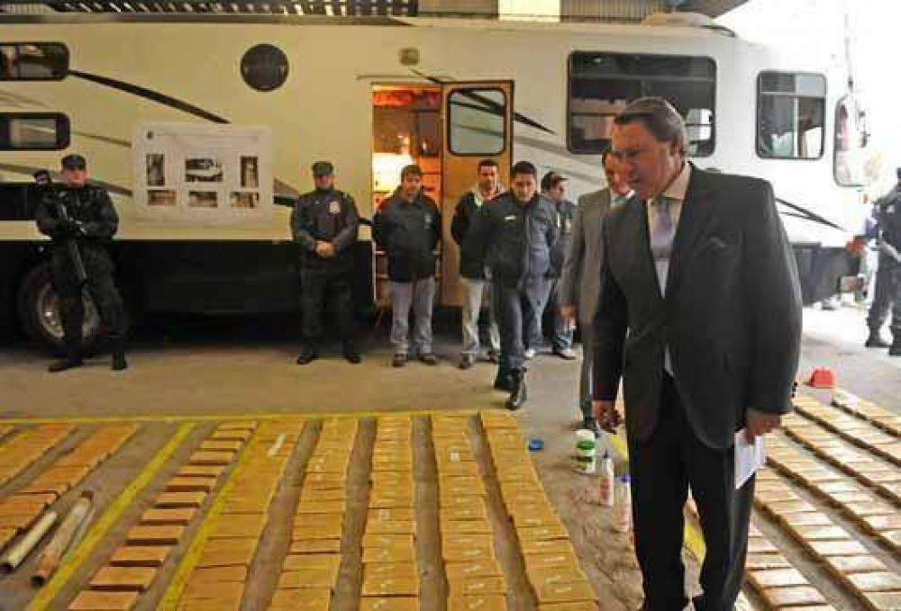 Secuestran mas de media tonelada de Marihuana