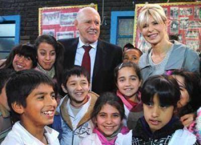 Fundaci�n Banco Provincia entreg� lentes en Hurlingham