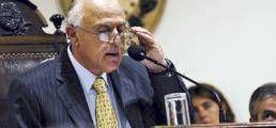 Lifschitz pidi� trabajar junto a Naci�n y provincia para enfrentar la crisis 