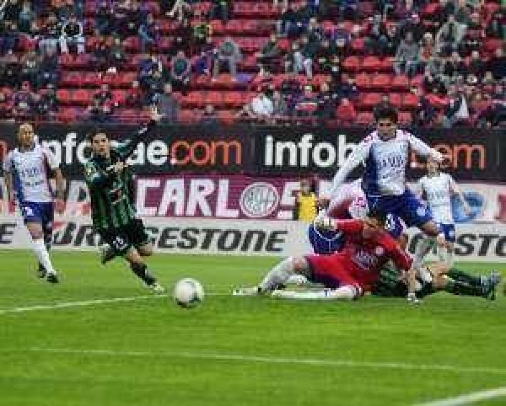 SAN MART�N PERDI� EN EL DEBUT