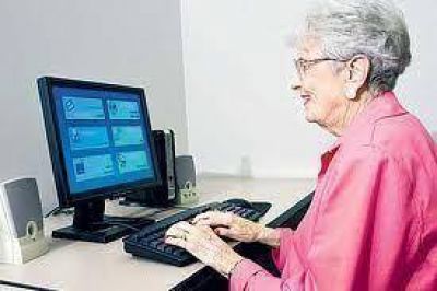 El JAB acerca a los adultos mayores a las nuevas tecnolog�as