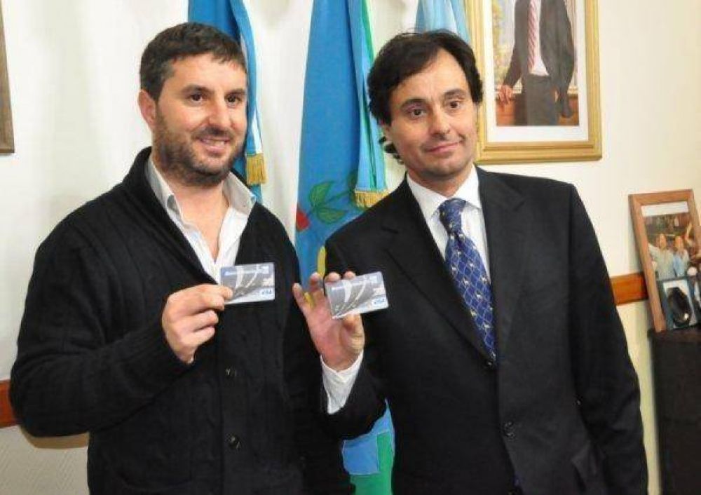 Tarjeta de d�bito para el Plan Comiendo en Familia y Cel�acos