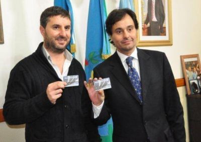 Tarjeta de d�bito para el Plan Comiendo en Familia y Cel�acos