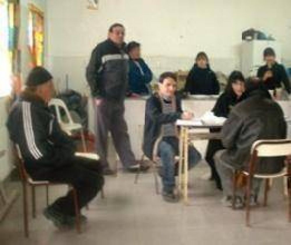 Acercan los servicios de la OMIC a los vecinos  