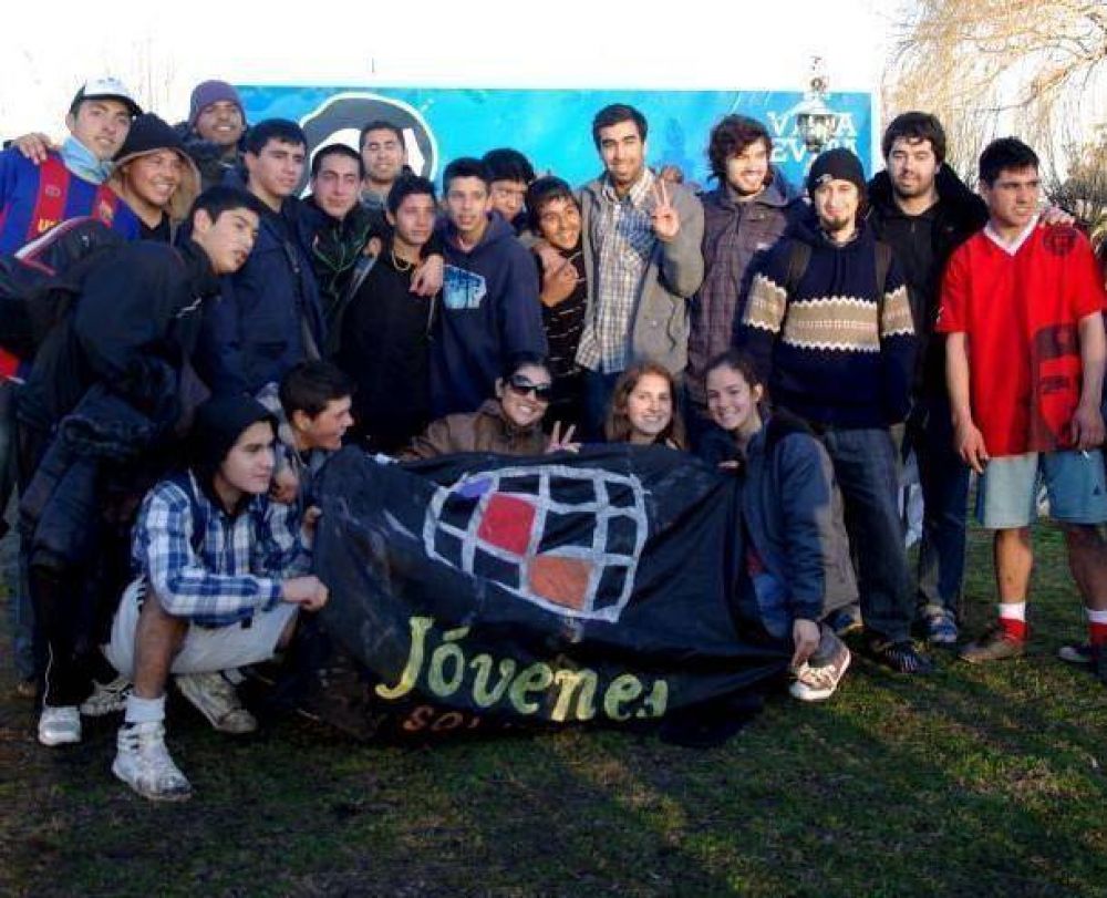 A puro f�tbol, J�venes Solidarios comenz� a celebrar sus 10 a�os