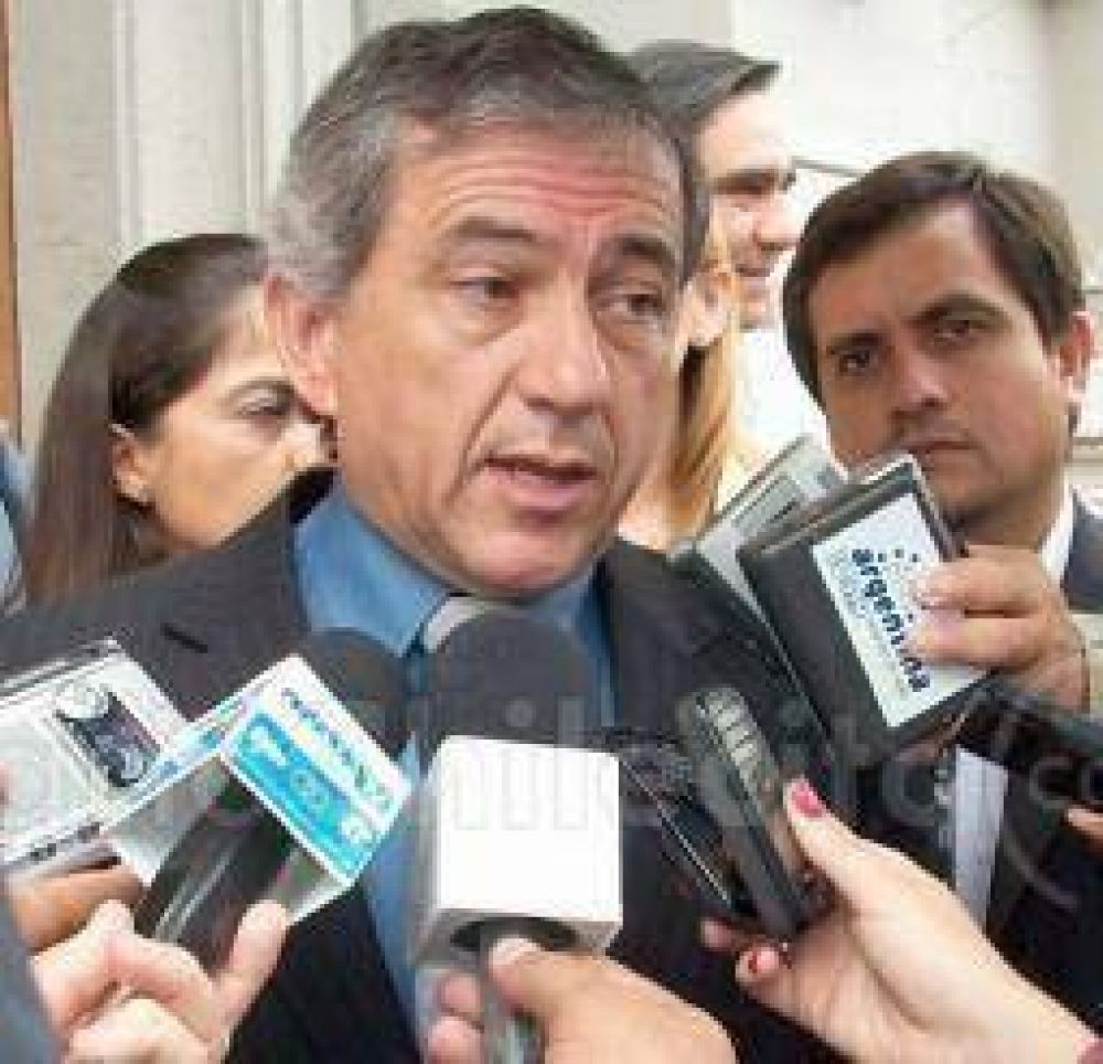 El quintelismo y afines, se autoproclaman como los �indignados riojanos�