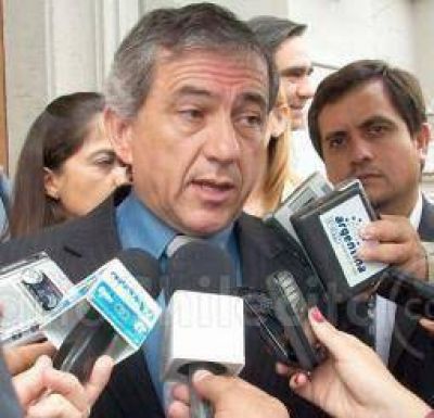 El quintelismo y afines, se autoproclaman como los �indignados riojanos�
