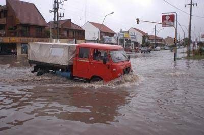 Licitan la construcci�n de importante desag�e pluvial en la zona del puerto