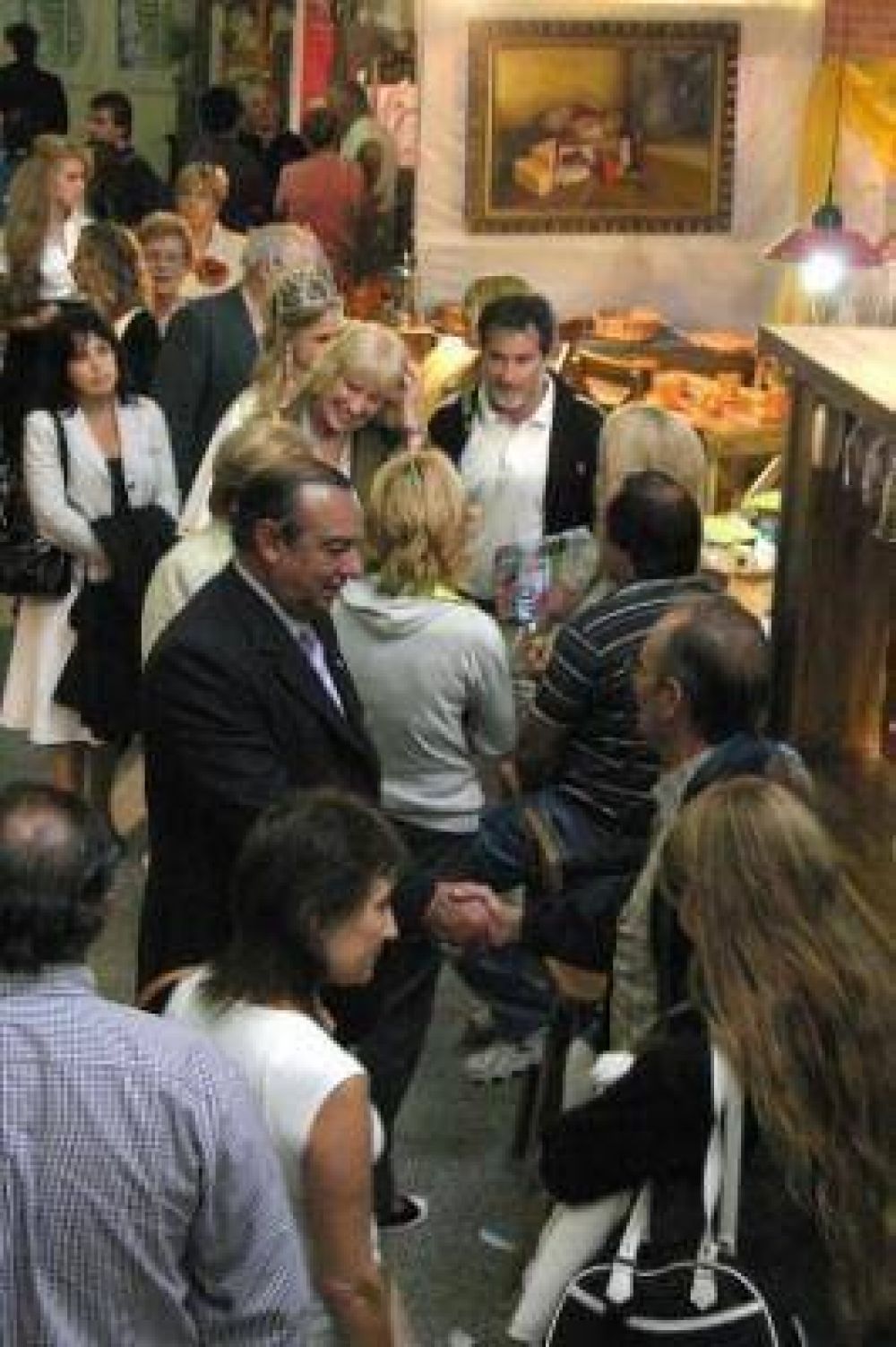 La Fiesta del Trigo empez� bajo el agua.