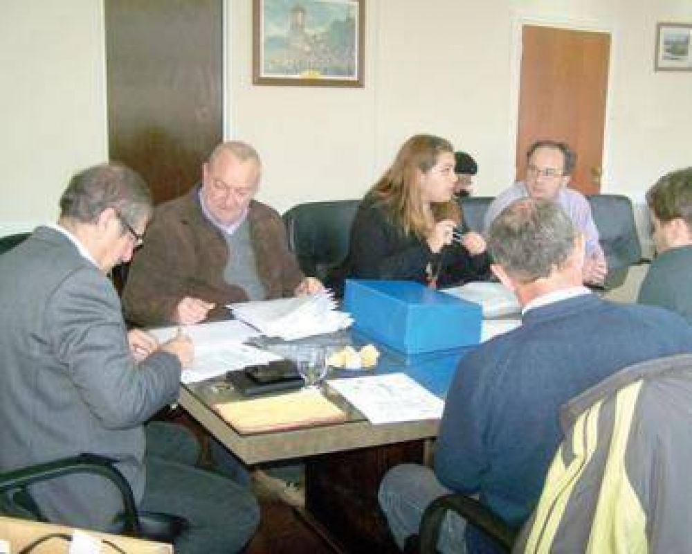 Reemplazar�n los bonos alimentarios por nuevo programa