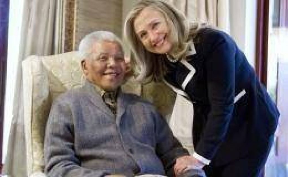 Hillary visit� a Mandela en Sud�frica