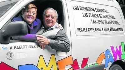 Es noticia: �hay alguien que vive de la poes�a!