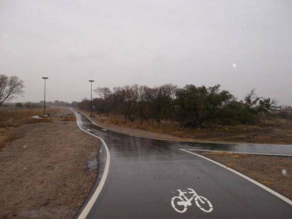 Inclusi�n Social trabaja para el embellecimiento de la Avenida Eva Per�n