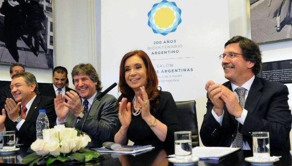 Es "central" en la pol�tica del Gobierno, el "reconocimiento del derecho de las minor�as", dijo la Presidenta