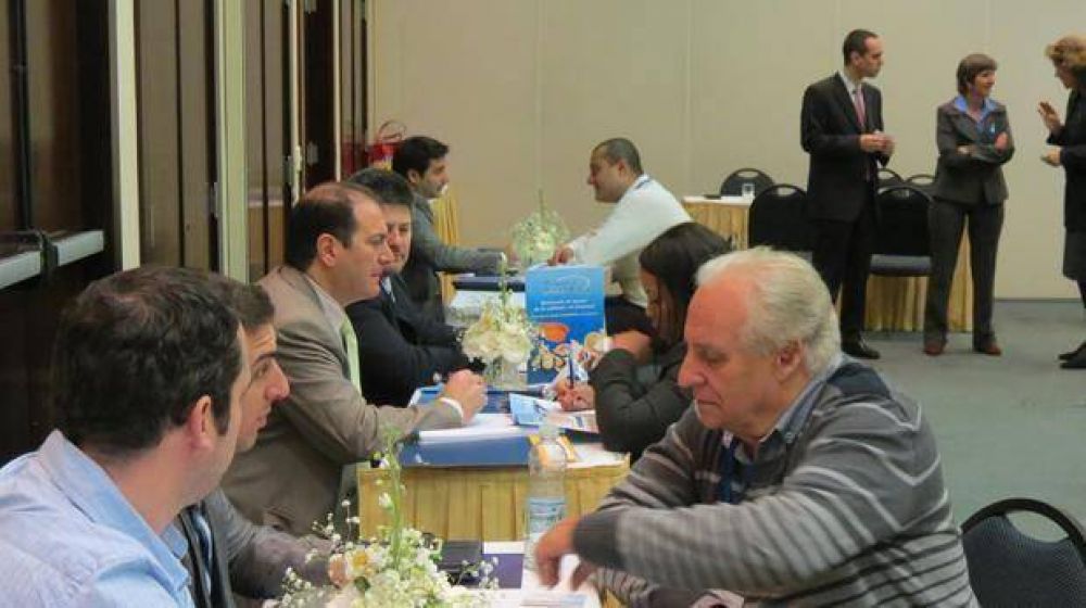 Los empresarios vuelven de Brasil satisfechos por la misi�n comercial