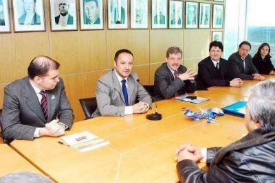 Establecen nuevos v�nculos de cooperaci�n en el �mbito de la promoci�n de la Educaci�n T�cnico Profesional