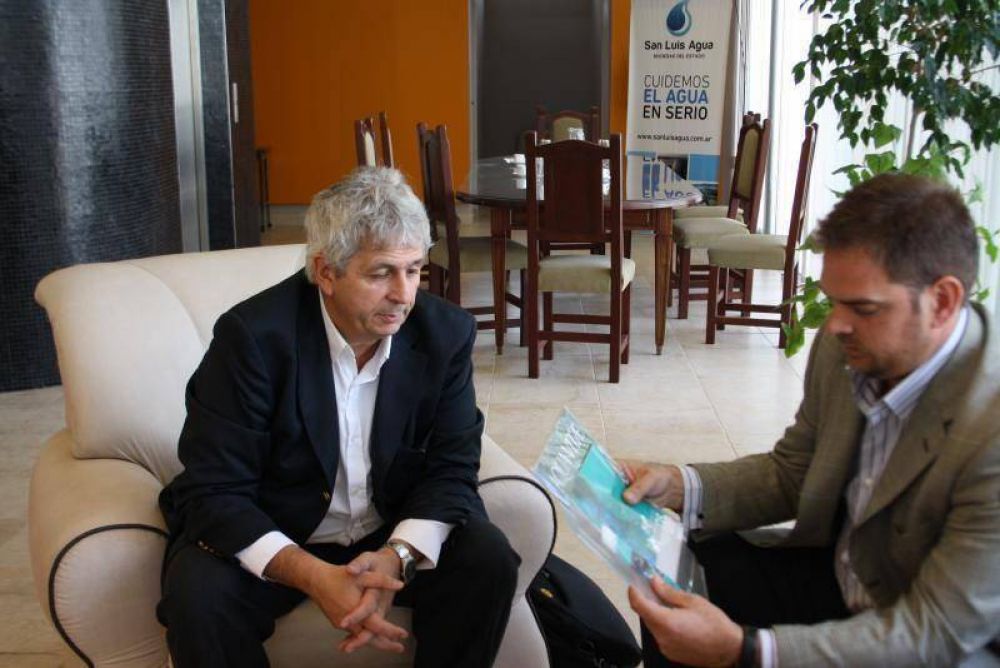 El Gobierno Provincial fue distinguido por su pol�tica h�drica
