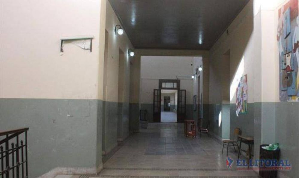 En la Regional no hubo clases por falla en ca�er�as de agua