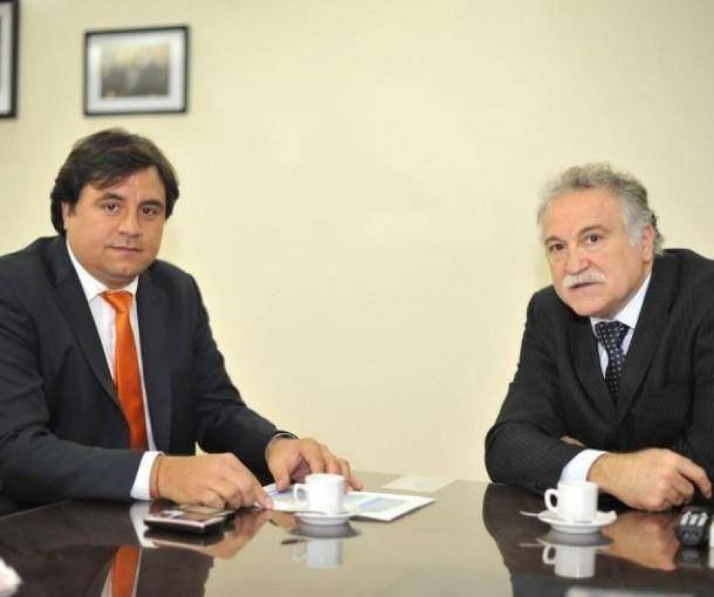Diputado marplatense analiz� con titular del IOMA aspectos relacionados con la regi�n