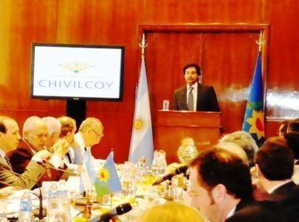 Pittelli present� el Plan de Obras P�blicas ante el ministro Julio De Vido 