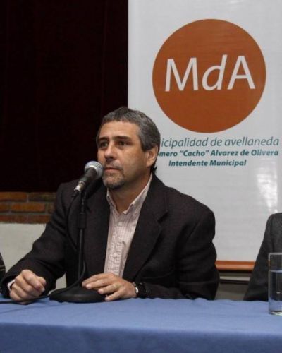 Feroz interna: piden la renuncia de Ferraresi