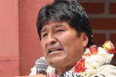Acusan a Morales de embarazar a una menor