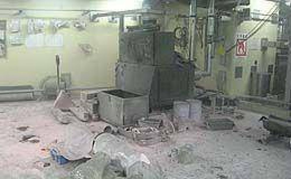 Controlan un incendio en la central nuclear m�s grande del mundo 