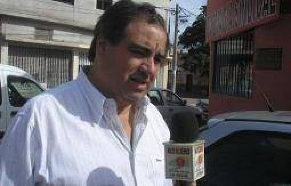 Atentan contra la vivienda del diputado radical Julio Mart�nez