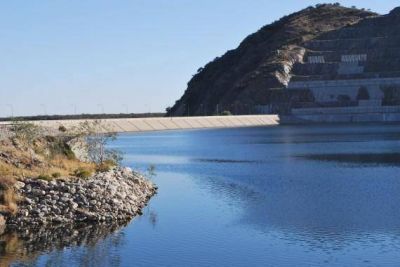 San Luis Agua realiza trabajos de inspecci�n en el dique Nogol�