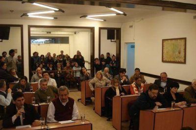 Debate por la reglamentaci�n de las Ferias Artesanales de San Fernando