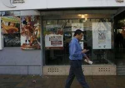 Incertidumbre en agencias de viaje, por cepo al d�lar