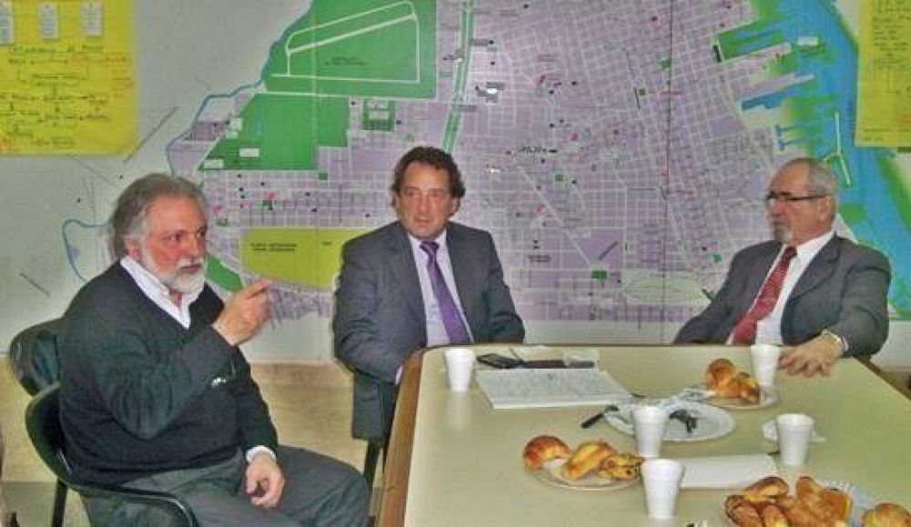 Reuni�n entre San Fernando y el INCUCAI por el programa de salud