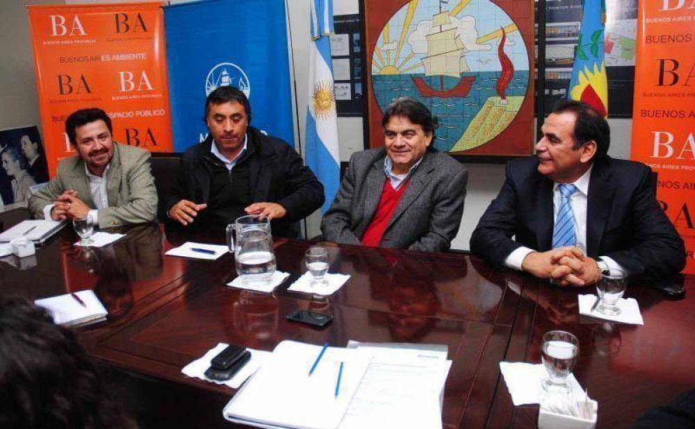 Guti�rrez encabez� un encuentro regional sobre tratamiento de residuos urbanos