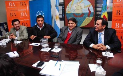 Guti�rrez encabez� un encuentro regional sobre tratamiento de residuos urbanos