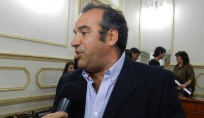 �Camau no respondi� lo esencial, fue un discurso para la tribuna"