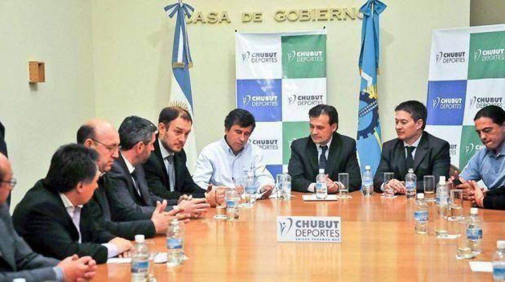 Provincia formaliz� apoyo a clubes para los torneos argentinos A y B