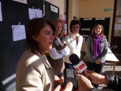 Los docentes reclamaron contra medidas de ajuste