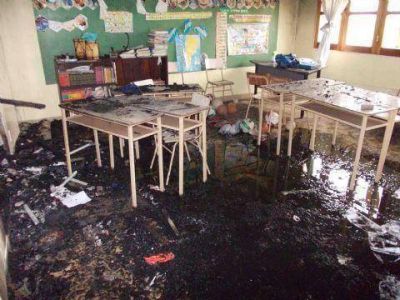 Colecta para ayudar a la escuela 13