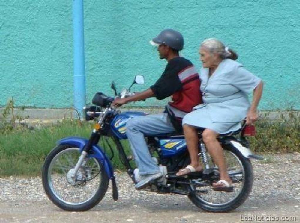 Eldorado: Piden al Concejo habilitaci�n de moto taxis