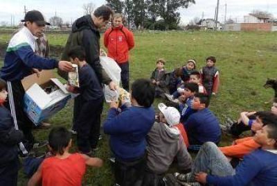La Escuela de Rugby barrio Las Heras, comenz� las actividades del Mes del ni�o