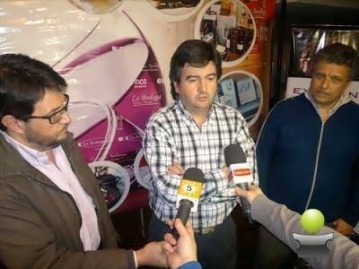 PRESENTACION ANTE LOS MEDIOS PERIODISTICOS LOCALES, DE LA EXPOVINOS 2012