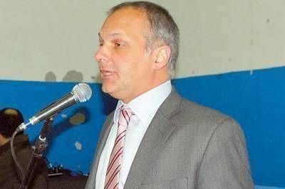 Buzzi conf�a en que el conflicto entre Dragones y PAE llegue �a buen puerto�
