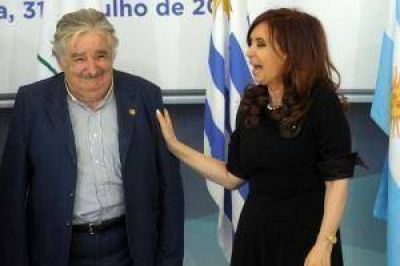 Dragado: Mujica dijo que busca acordar "de alguna manera" con Argentina