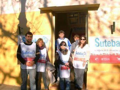 Reclamo de Suteba y CTA en la Secretar�a de Asuntos Docentes 