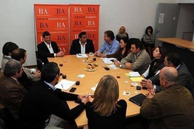 Tigre recibi� a funcionarios de la Regi�n Metropolitana Norte y OPDS